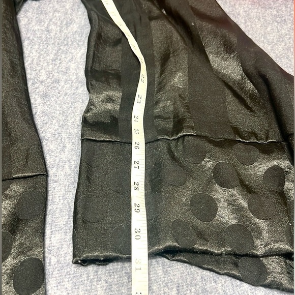 Victoria’s Secret, Black Satin Jacquard 2-Pc Lounge Pajama/Robe Set,Size M/L - Picture 11 of 15